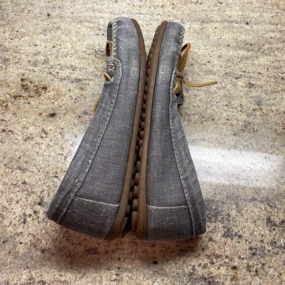 MINNETONKA canvas gray boat shoes size 7 - Picture 6 of 11